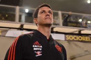Barbieri valoriza empate em Santos e destaca atuação de Diego contra ex-clube