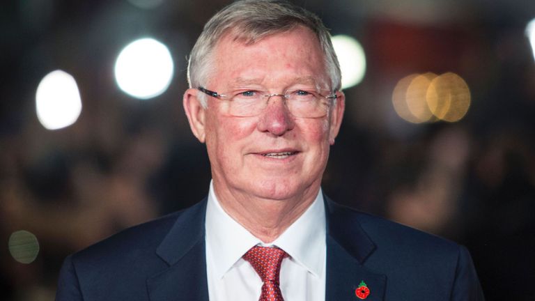 Após hemorragia cerebral, Alex Ferguson agradece médicos