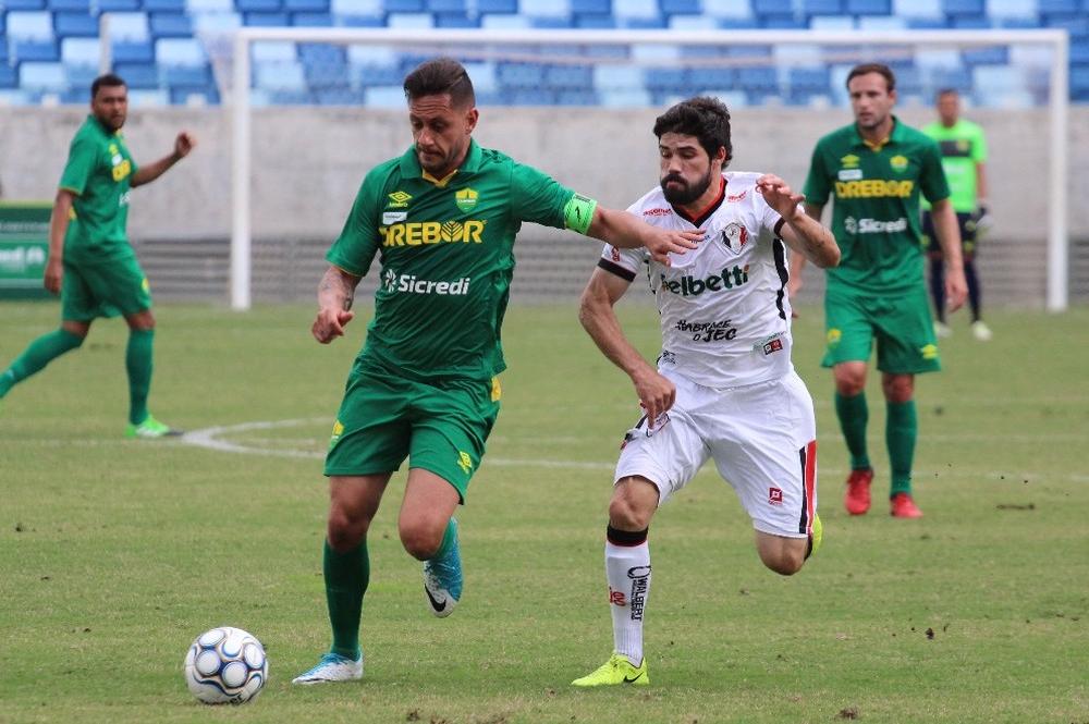  Eduardo Ramos desfalca o Cuiabá (Foto: Beto Lima/JEC) 
