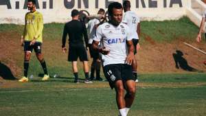 Ex-Palmeiras, Tiago Real volta a desfalcar a Ponte Preta diante do Coritiba
