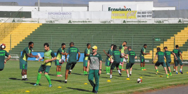 Ypiranga x Cuiabá – Canarinho e Dourado se enfrentam em momentos distintos na Série C