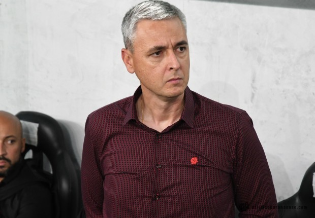 Atlético-PR perde quinteto, mas tem reforços para pegar o Vitória