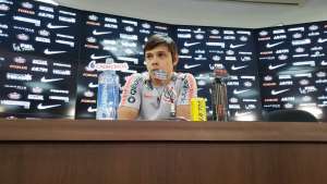 Após marcar 2 gols, Romero 'se oferece' para substituir Jonathas no Corinthians