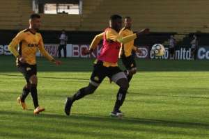 Criciúma x Vila Nova – Colorado busca a reabilitação para seguir na cola do G4