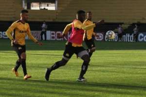 Série B: Para sair do Z4, Criciúma tenta diminuir vantagem histórica do Vila Nova