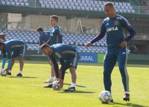 Série B: Pelo G4, Coritiba defende tabu no Couto Pereira contra Ponte Preta