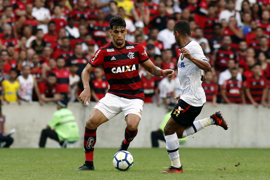 BRASILEIRÃO: Em domingo de goleadas, Flamengo e São Paulo disparam na frente