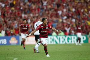 Placar FI: Confira todos os resultados das partidas deste domingo