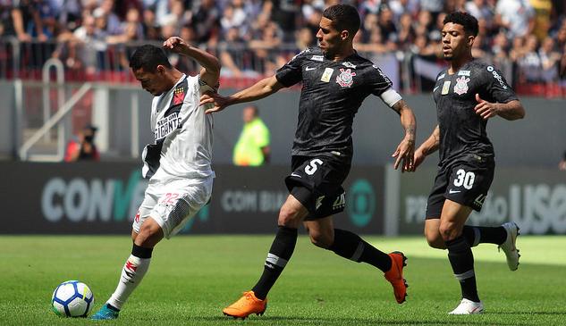 Corinthians atropelou o Vasco e ganha folga para se reorganizar