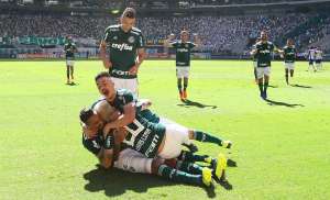Corinthians e Palmeiras aproveitam embalo de heróis improváveis no Brasileirão
