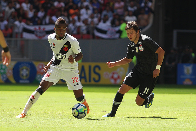 Corinthians e Palmeiras aproveitam embalo de heróis improváveis no Brasileirão