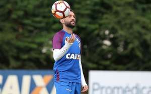 Allione, emprestado ao Bahia, é repassado ao Racing pelo Palmeiras