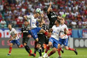 Bahia 2 x 2 Atlético-MG - Tricolor empata no fim e deixa o Santos na zona da degola