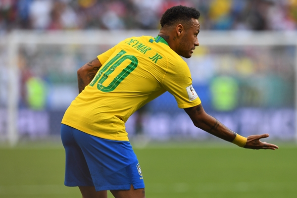 Confissão de Neymar em peça publicitária divide opiniões