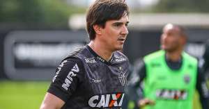 Apesar de empate no fim, Thiago Larghi elogia atuação do Atlético-MG em Salvador