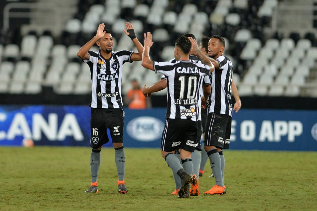 Brasileiros entram em campo na luta por vagas nas oitavas de final da Sul-Americana