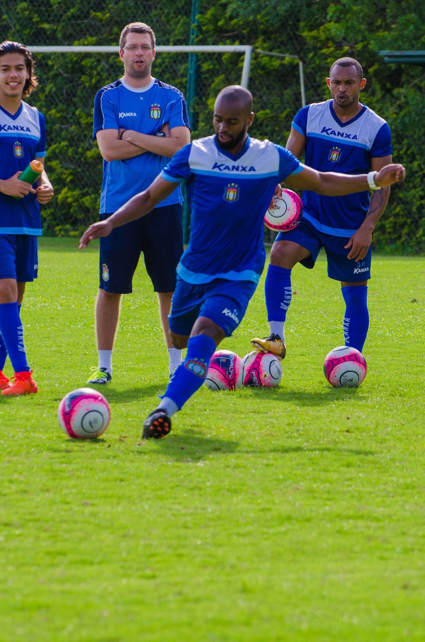 Copa Paulista: Meia do São Caetano projeta disputa no Grupo C