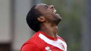 Sem espaço, atacante deixa o Paraná para acertar com o Vila Nova