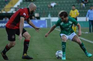 Série B: Rafael Longuine treina normalmente e reforça Guarani contra o Londrina