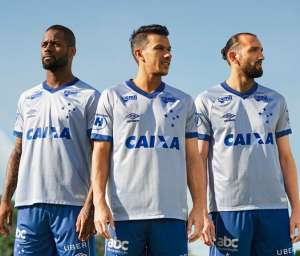 Cruzeiro lança terceira camisa com homenagem aos títulos conquistados
