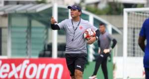 Botafogo se reúne com Zé Ricardo, ex-Vasco, e fica perto do ‘sim’