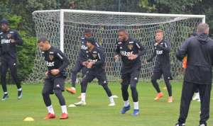 Diego Aguirre busca opções para o São Paulo jogar após a saída de Militão