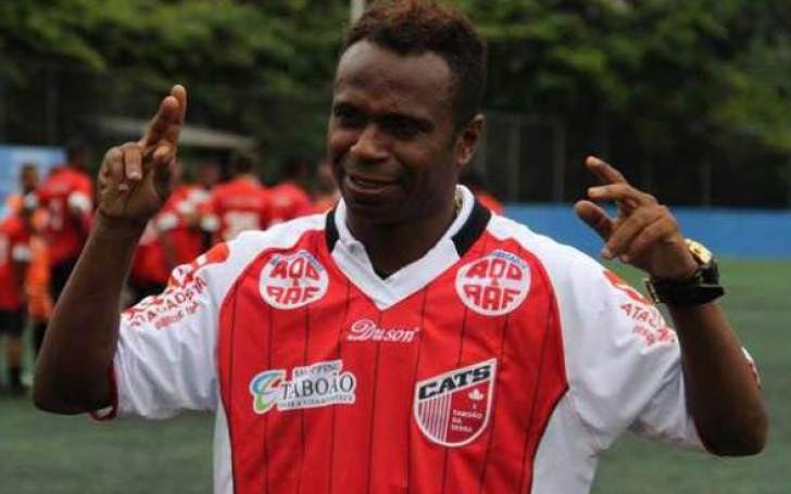 Edílson Capetinha é preso antes de partida festiva com Marcelinho Carioca 2 0002050332244 img