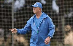 Em Minas, Palmeiras deve ter mudanças para a estreia de Felipão