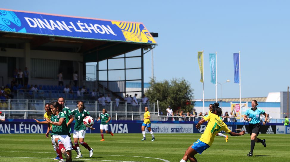 Feminino: Seleção sub-20 desperdiça pênalti no fim e perde na estreia do Mundial