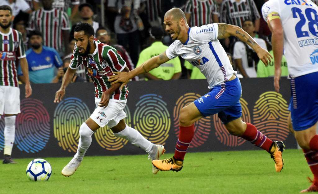 Pedro brilha com golaço, mas Flu só empata e Bahia deixa a zona de rebaixamento