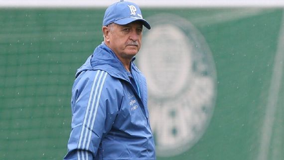 Com estrangeiros no Palmeiras, Felipão comanda primeiro treino na Academia