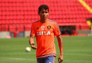 São Paulo oferece atacante e faz nova investida por Everton Felipe, meia do Sport