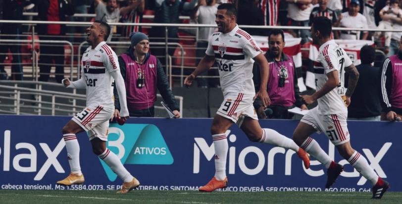 Rojas marcou de novo e parece ter sido bom reforço para o São Paulo, bem armado por Aguirre