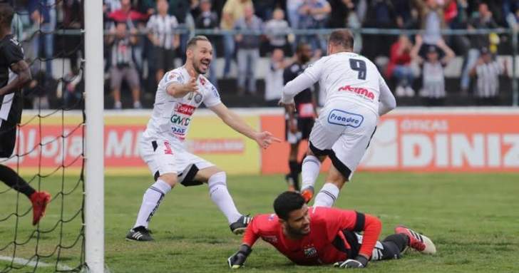 Jenison fez belo gol de voleio pelo Cuiabá, e Adriano brilhou em seu primeiro jogo na temporada pelo já rebaixado Joinville