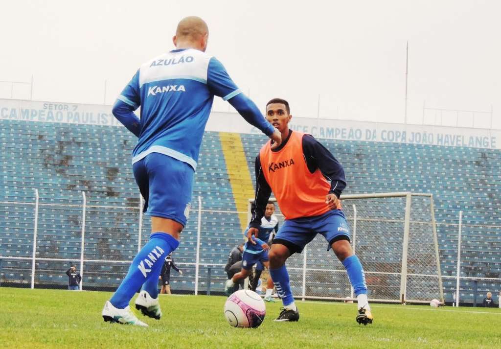 Em busca de nova vitória, Azulão enfrenta Água Santa nesta quarta-feira (Foto: Fabrício Cortinove)