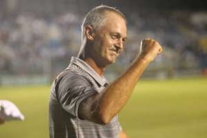 Ceará x Santos - Vovozão pode emplacar uma reação surpreendente