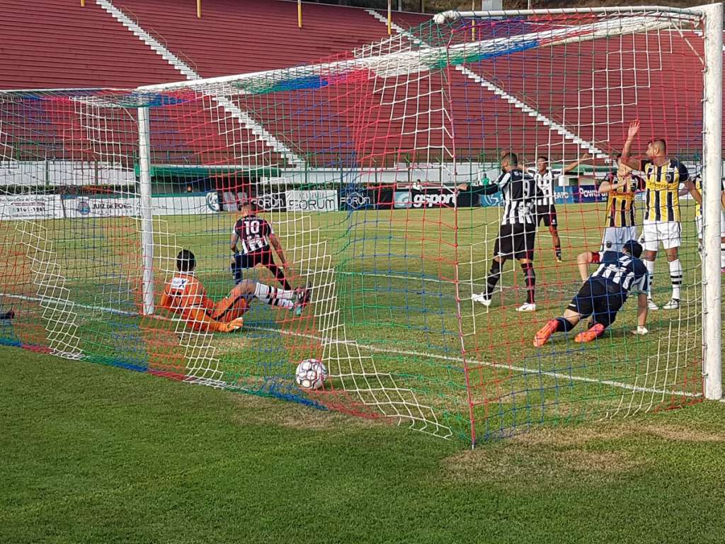 Tupi e Voltaço são candidatos ao rebaixamento.