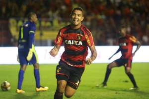 Corinthians acerta com Juninho Piauiense, atacante ex-Sport acusado de agredir ex-namorada