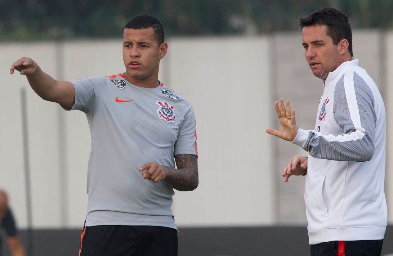 Postura tática equivocada tem influência na derrota do Corinthians