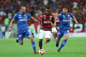 Barbieri lamenta chances perdidas e vê Fla muito ansioso: 'Não tivemos paciência'
