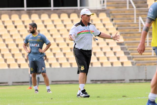 Série B: Confiante, Paulo Roberto Santos crê no potencial do Sampaio para vencer fora
