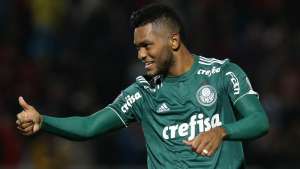 Palmeiras comemora vantagem e vê time triunfar com 'estilo gaúcho'