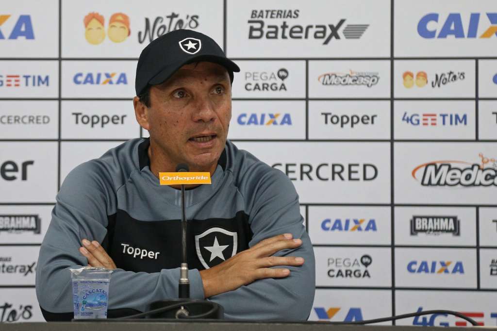 Zé Ricardo fará sua estreia pelo time do Botafogo contra o Paraná