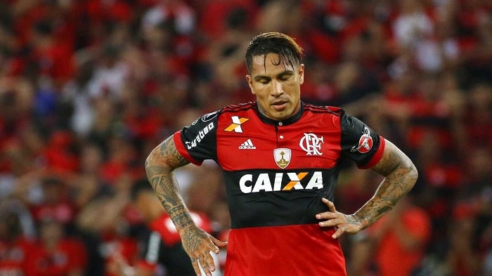 Guerrero se despede dos jogadores do Flamengo e Réver lamenta saída do atacante