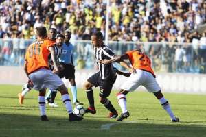 ​BRASILEIRÃO: Em dia de pouco gol, Bahia vence América-MG e Ceará e Atlético-PR empatam