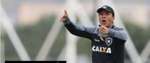 Contra o Paraná, Botafogo conta com Zé Ricardo para reagir no Brasileirão