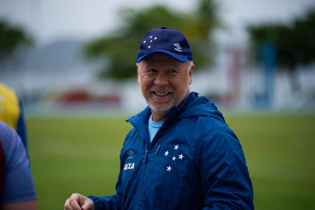 Mano vai de reservas contra Flamengo - Bruno Haddad / Cruzeiro