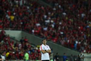 Em má fase e pressionado pela torcida, Flamengo recebe o Cruzeiro no Maracanã