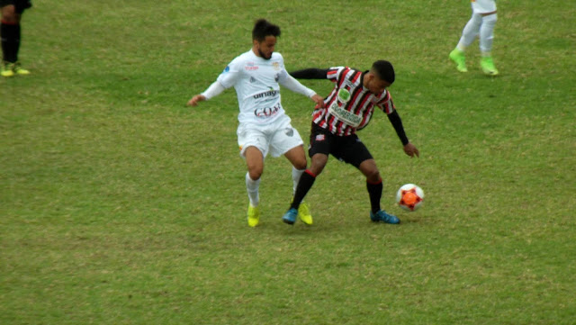 Paulista 1 x 2 Comercial – Leão vence fora e garante classificação na Segundona