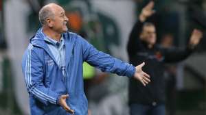 Felipão diz que vai alternar jogadores para disputar título das três competições